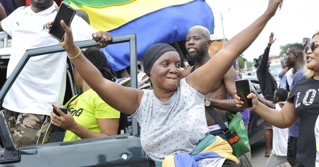 Gabon: Život v Libreville se zastavil, obyvatelé netrpělivě očekávají, co bude dál po převratu