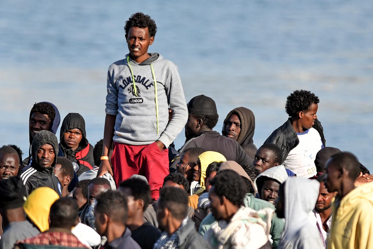 Italská premiérka Meloniová říká: "Už nemůžeme řídit migrační toky sami"
